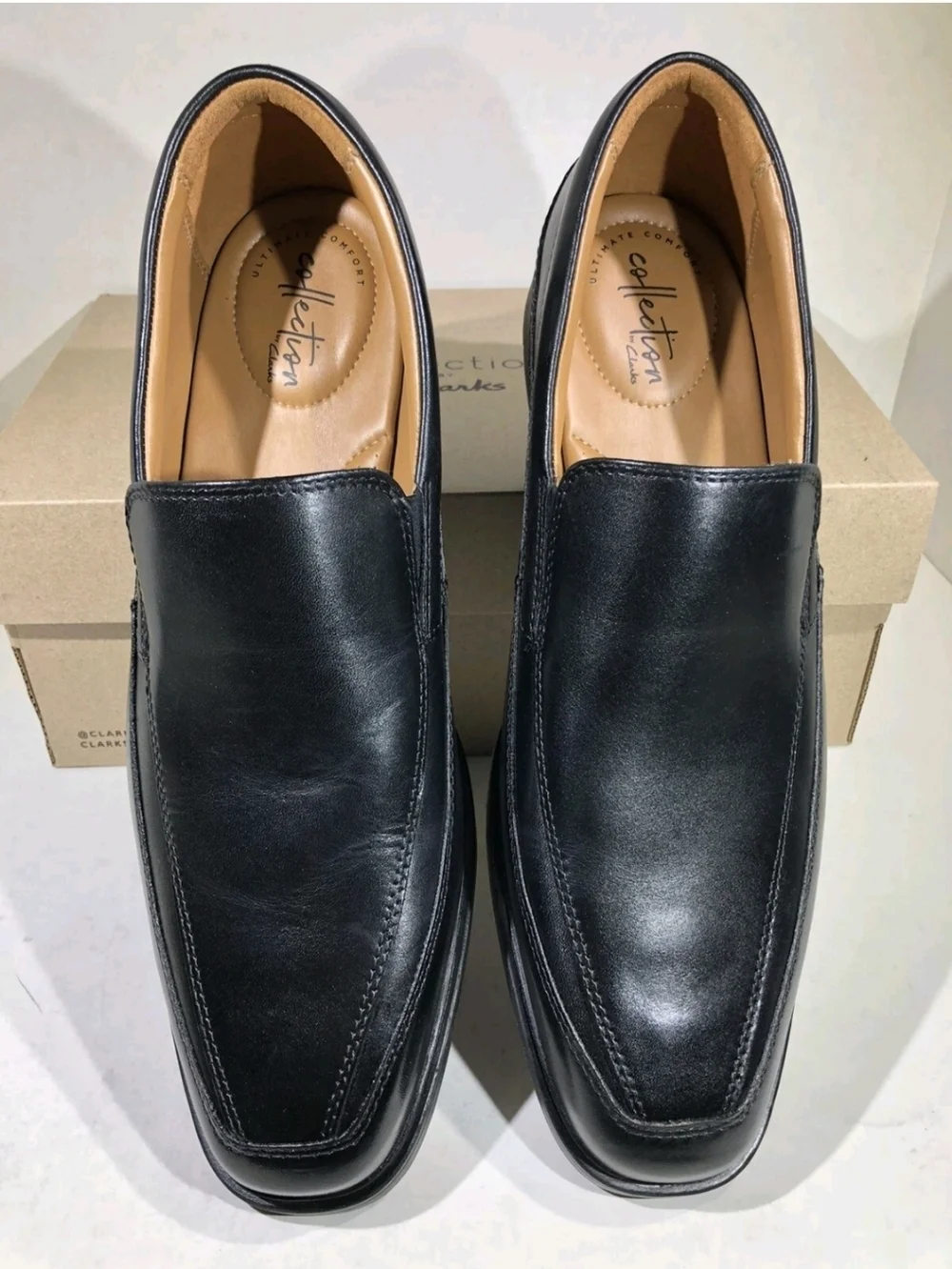 Clarks Tilden Free Men’s Size 8W Black Leather Loafers X7-1606
